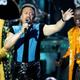Maurie White (center) and other members of Earth, Wind & Fire in 2004
Vince Bucci/Getty Images